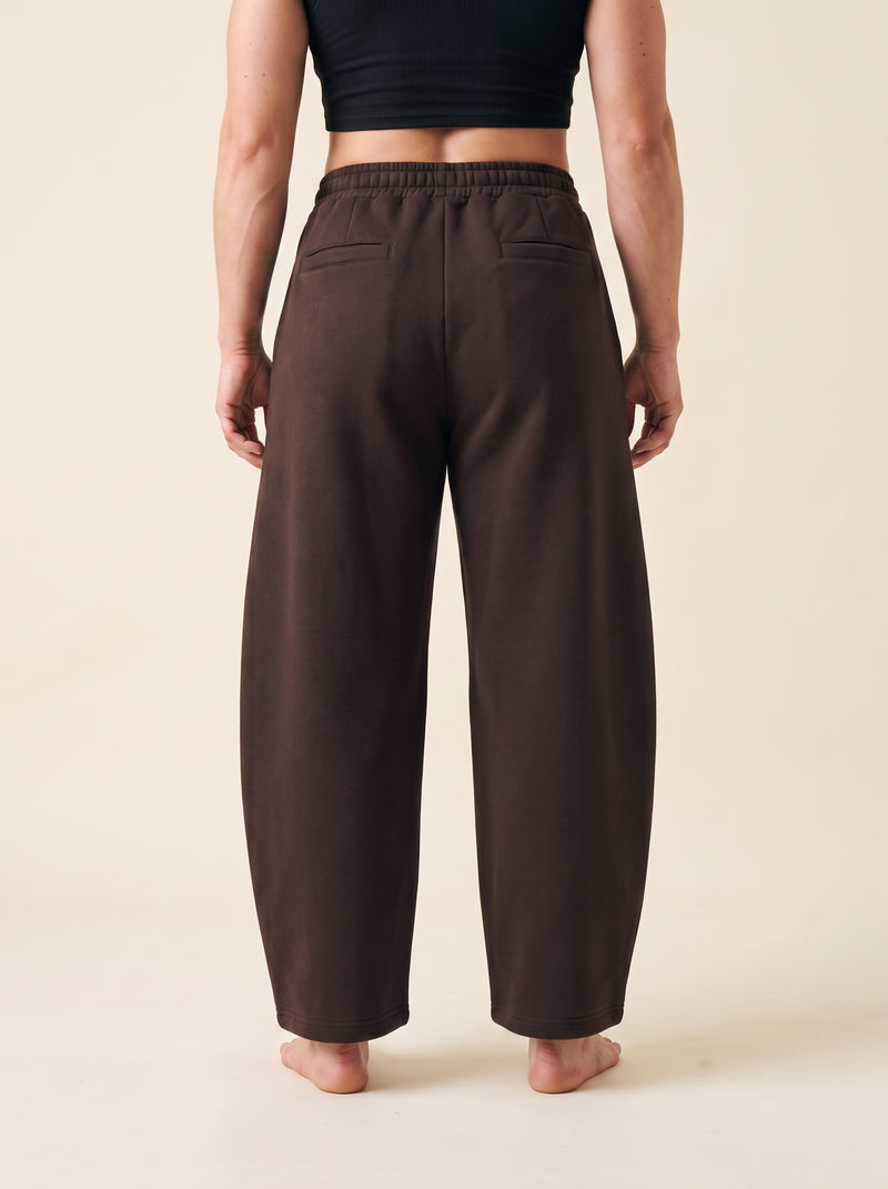 NOSTOS Barrel Leg Sweatpant