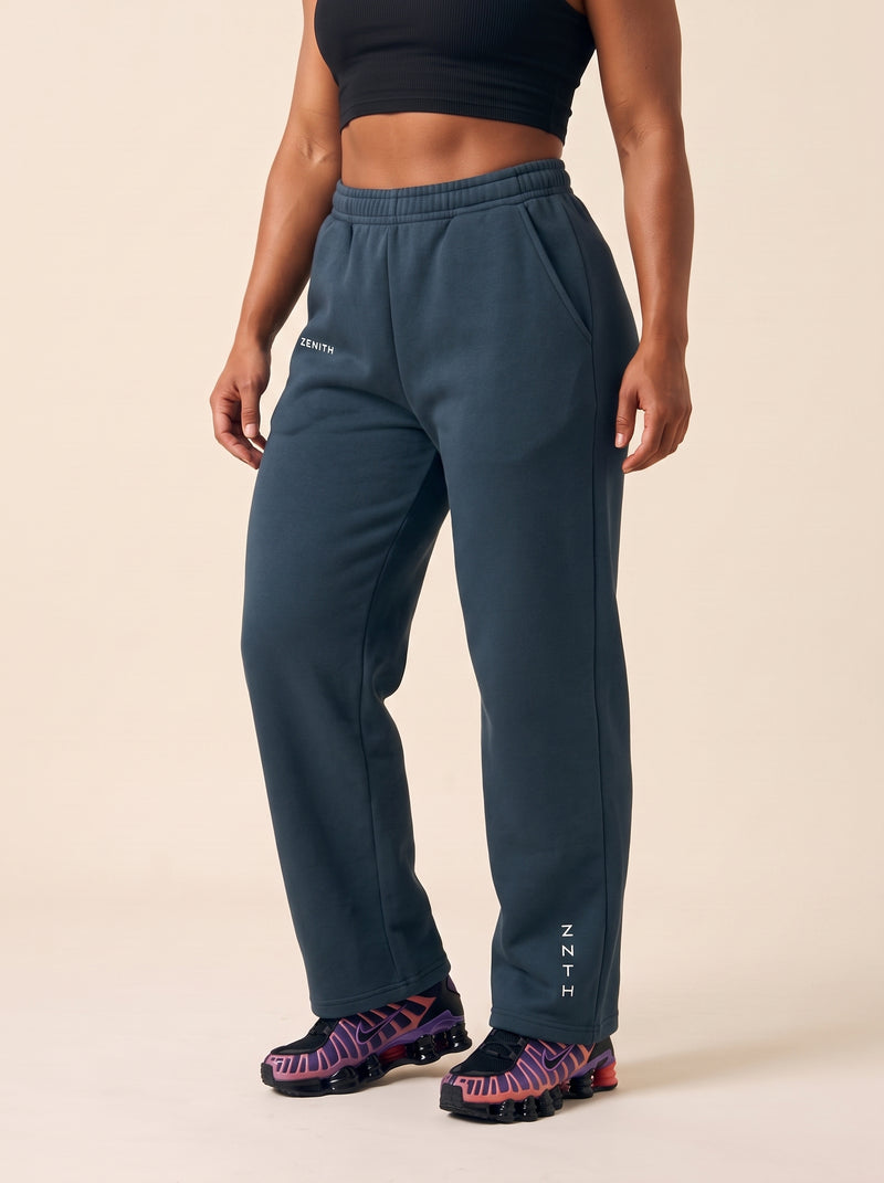 NOSTOS Barrel Leg Sweatpant