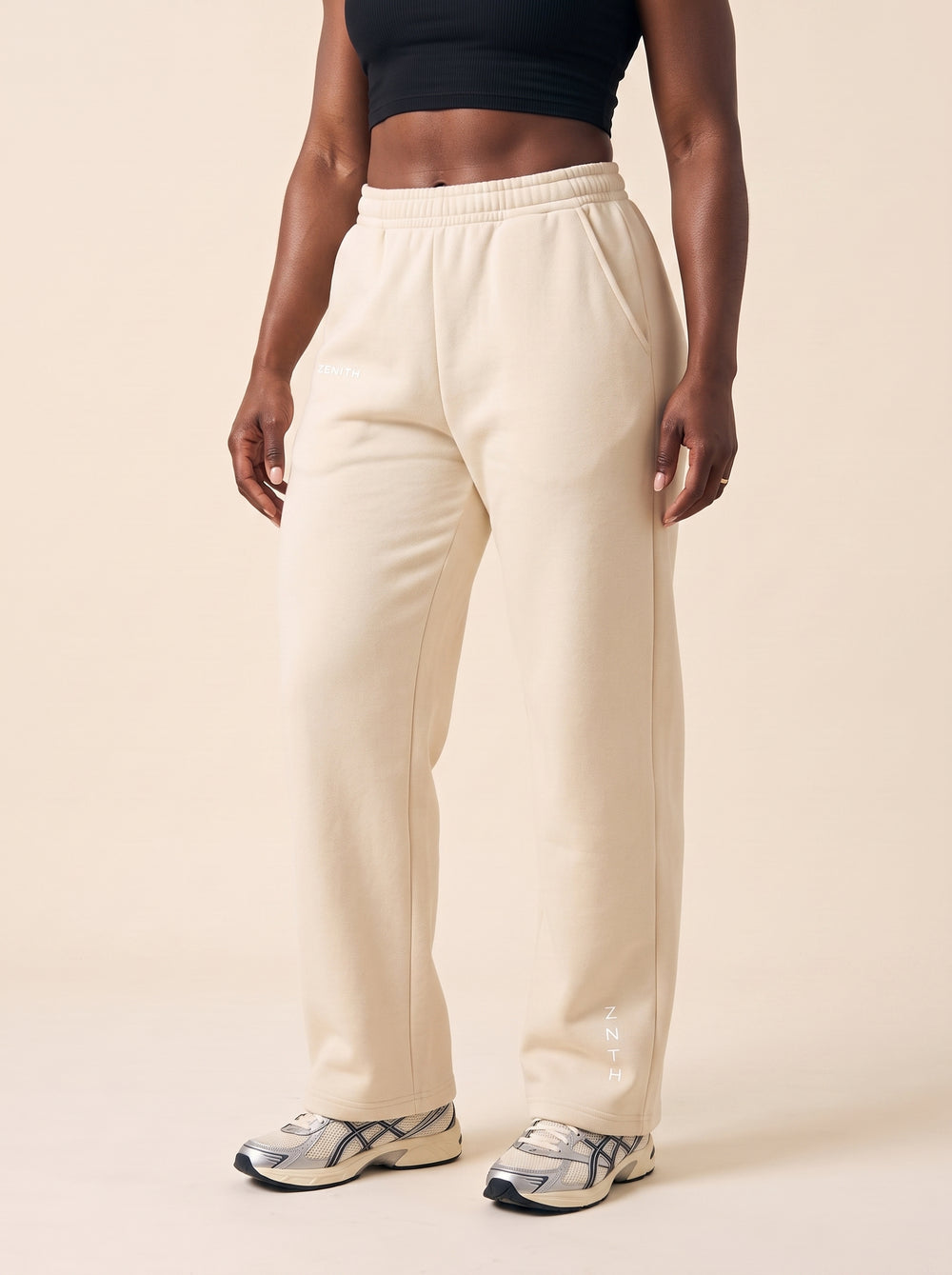 NOSTOS Barrel Leg Sweatpant