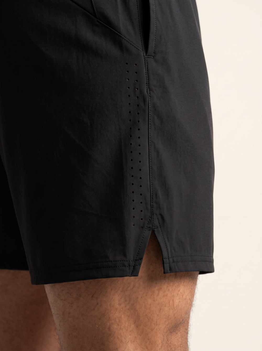 AXIOS 7" Training Shorts