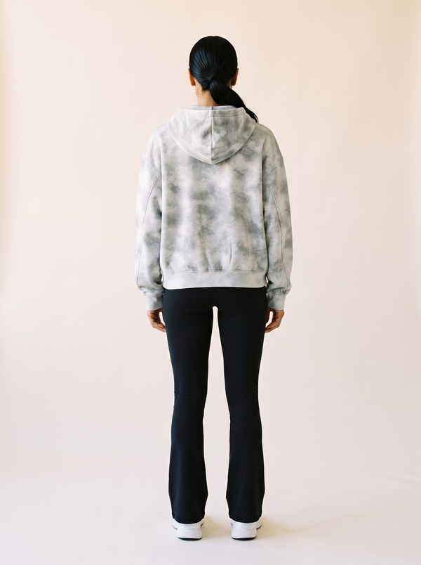 Static Gray back female