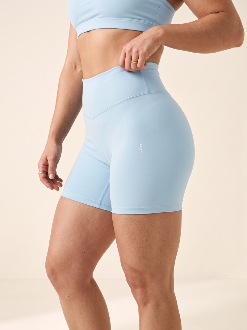 MERIDIAN Mid Rise Shorts